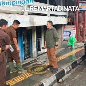 Kabid TR Dampingi Tim Hukum Monitoring Proyek Trotoar Martadinata Sungai Penuh