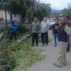 Adharianto Anggota DPRD Kota Sungai Penuh Tinjau Proyek RTH Sungai Bungkal