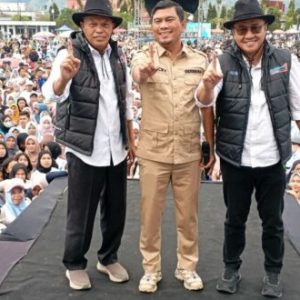 Rocky Desak LHK Atasi Masalah Sampah di Sungai Penuh. Alfin: Terima Kasih Wakil Rakyat di Senayan