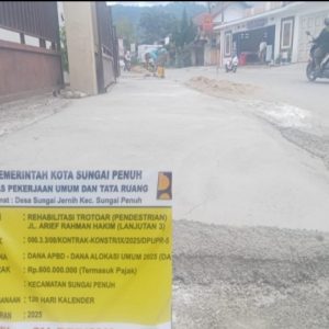APH Diminta Periksa Kontraktor JL Arief Rachman Hakim