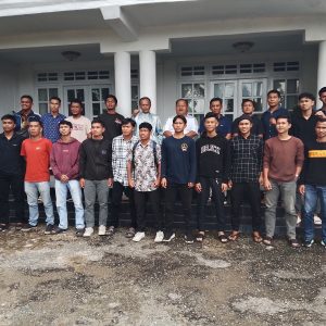Menuju Gubernur Cup Jambi 2026, Wawako Lepas Kontingen Sepak Bola Kota Sungai Penuh