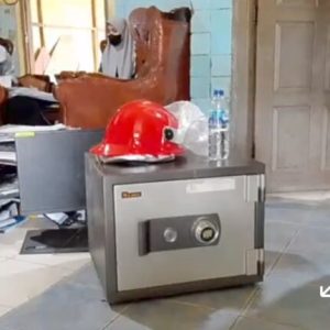2 Brankas Besi Disita Jaksa di Dinas Damkar Kota Sungai Penuh
