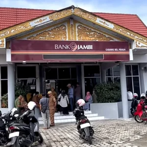 Bank Jambi Cabang Sungai Penuh Tambah Gerai Pencairan THR dan TPP ASN