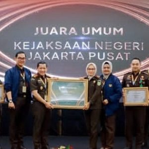 Kejari Jakpus Sabet Penghargaan Terbaik Kategori Tipe A dan Komjak Award 2026