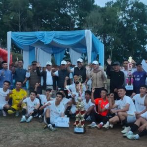 Tim Debai A dan GUDAS FC Juara Batu Gong Cup 1 Kumun Debai 2026