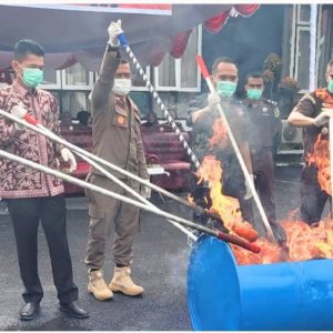 Perkuat Sinergitas, Dinkes Kota Sungai Penuh Hadiri Pemusnahan BB Narkotika di Kejari