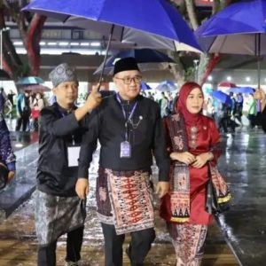 Wako dan Ketua TP PKK Sungai Penuh Hadiri Gala Dinner APEKSI 2026 di Medan