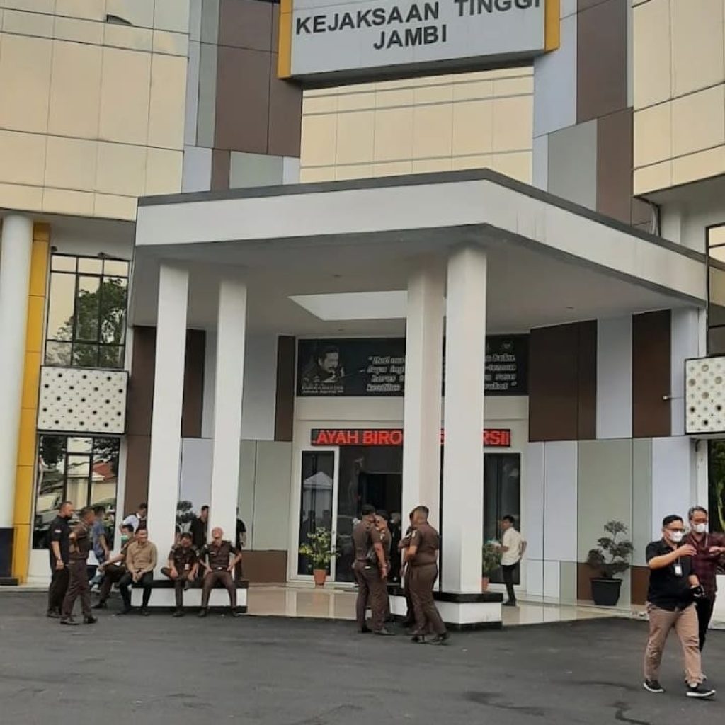 Kejati Jambi Dinilai Tidak Transparan Penanganan Kasus Perusakan Gembok Ruko di Muaro Jambi
